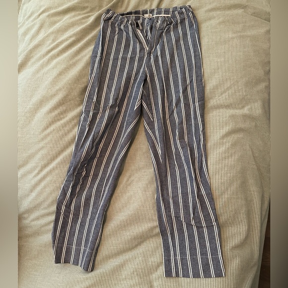 Brandy Melville Tilden Pants - Picture 4 of 10
